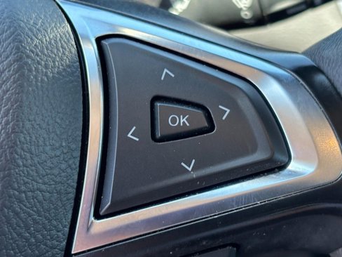 Used 2024 Ford Edge Titanium image 19