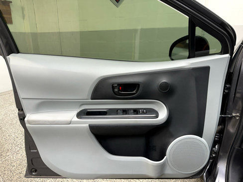 Used 2014 Toyota Prius C One image 12