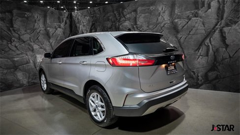 Used 2021 Ford Edge SEL image 19