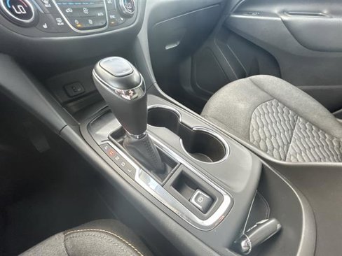 Certified 2018 Chevrolet Equinox LT image 16