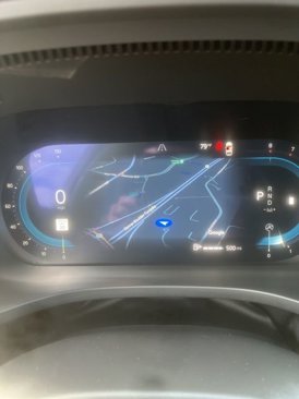 Certified 2025 Volvo XC60 B5 Plus image 3