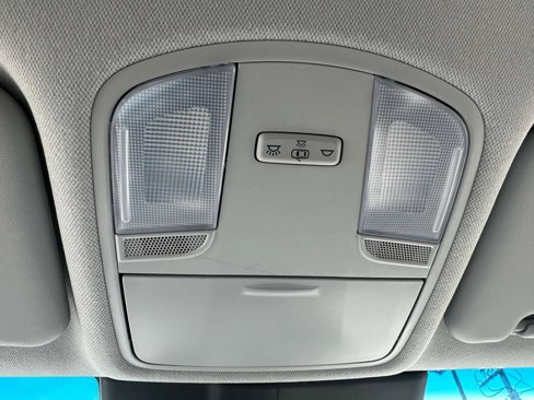 Used 2022 Hyundai Kona SE w/ Cargo Package image 9