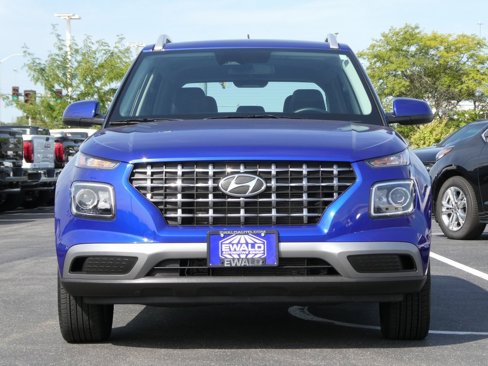 Used 2024 Hyundai Venue SEL image 20