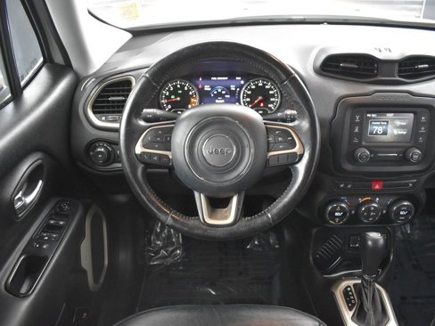 Used 2017 Jeep Renegade Limited image 13