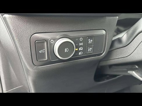 Used 2022 Ford Escape SEL w/ Technology Package image 18