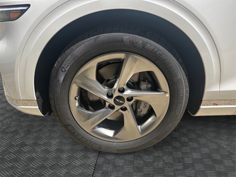 New 2026 Genesis GV70 2.5T Select image 9