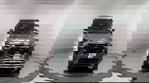 Used 2024 Ford Escape ST-Line w/ Equipment Group 301A image 3