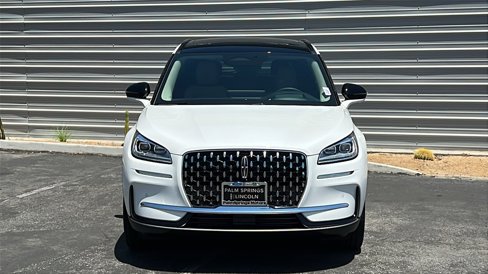New 2025 Lincoln Corsair Reserve w/ Equipment Group 202A image 2