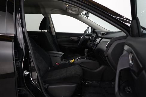 Used 2014 Nissan Rogue SV w/ SV Premium Package image 9