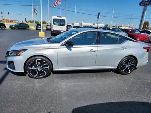 Used 2023 Nissan Altima 2.5 SR image 8