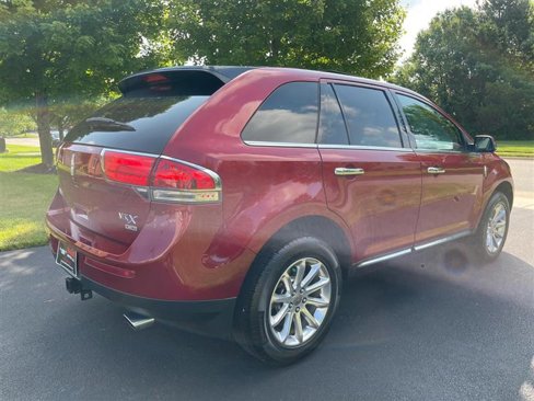 Used 2014 Lincoln MKX AWD w/ Equipment Group 101A image 45
