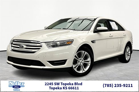 Used 2016 Ford Taurus SEL image 1