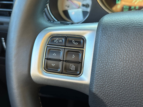 Used 2014 Dodge Challenger R/T Plus image 19