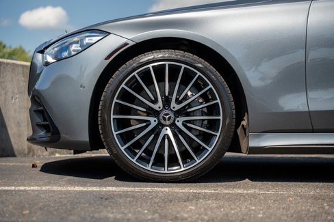Used 2023 Mercedes-Benz S 580 4MATIC Sedan image 9