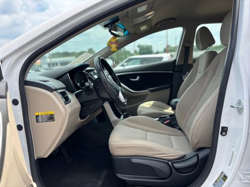 Used 2013 Hyundai Elantra GT image 7