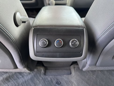 Used 2013 Chevrolet Traverse LS image 17