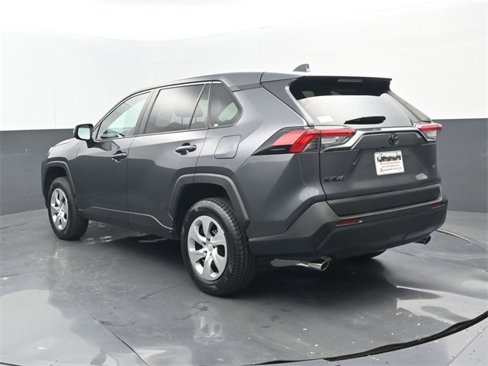 Used 2023 Toyota RAV4 LE image 3