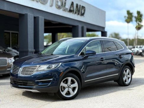 Used 2017 Lincoln MKC Premiere image 1