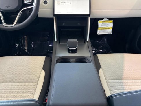 New 2025 Land Rover Discovery Sport S image 12