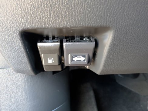 Used 2019 MAZDA CX-5 Touring image 16
