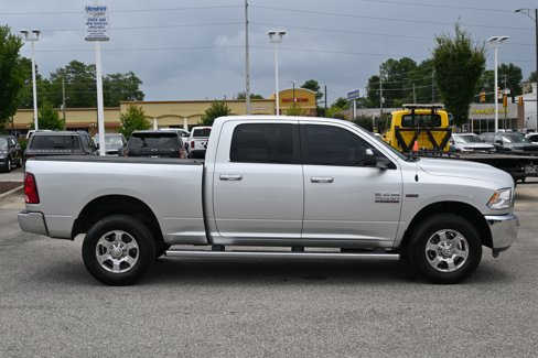 Used 2017 RAM 3500 SLT w/ Luxury Group image 18