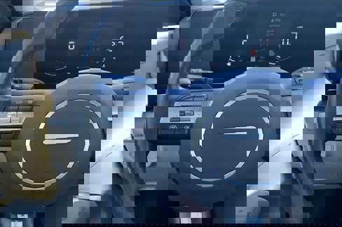 Used 2024 Hyundai Kona SEL image 18