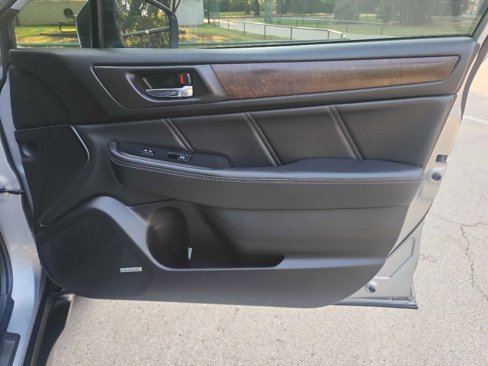 Used 2019 Subaru Outback 2.5i Limited image 38