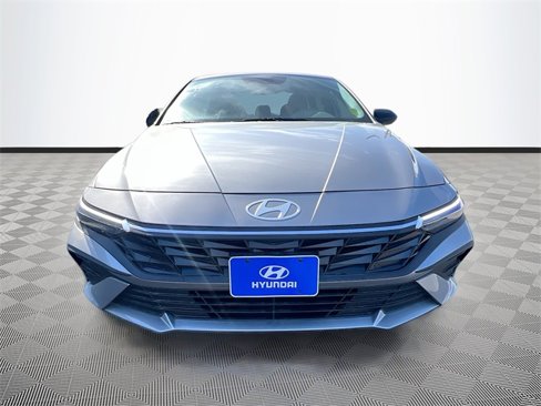 New 2025 Hyundai Elantra Sport image 2