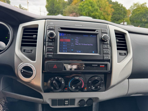 Used 2013 Toyota Tacoma 4x4 Access Cab V6 image 18