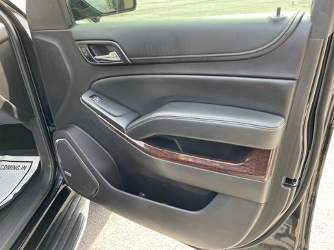 Used 2016 GMC Yukon SLE w/ Convenience Package image 29