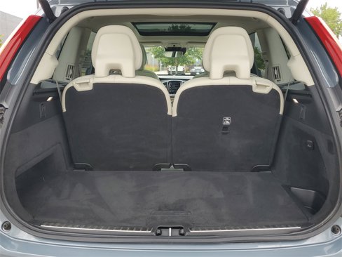 Used 2022 Volvo XC90 T6 Momentum image 31