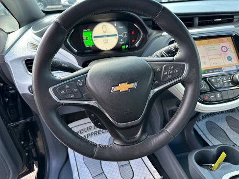 Used 2017 Chevrolet Bolt Premier image 23