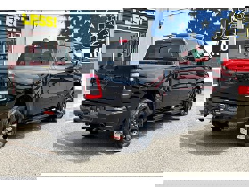 Used 2019 RAM 1500 Sport w/ Level 2 Equipment Group image 2
