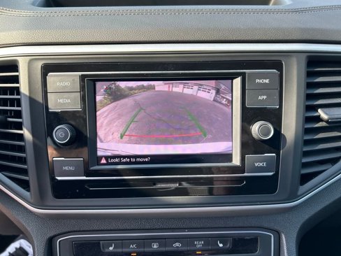 Used 2023 Volkswagen Atlas SE image 21