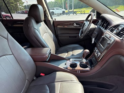 Used 2014 Buick Enclave Leather image 12