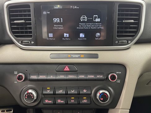 Used 2020 Kia Sportage S w/ S Sunroof Package image 17