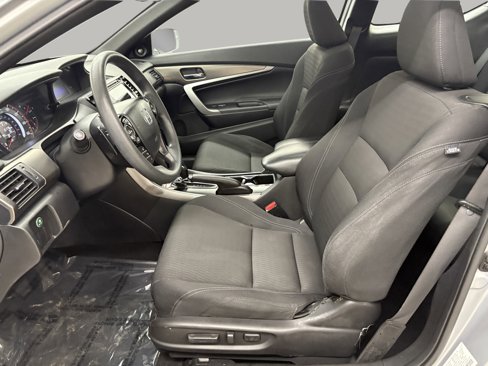 Used 2017 Honda Accord EX image 11