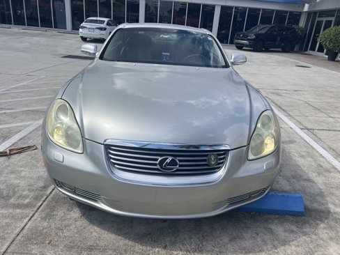 Used 2004 Lexus SC 430 Convertible image 5