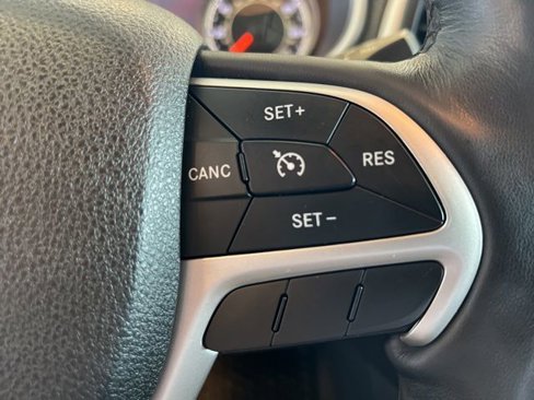 Used 2014 Jeep Cherokee Trailhawk w/ Comfort/Convenience Group image 26