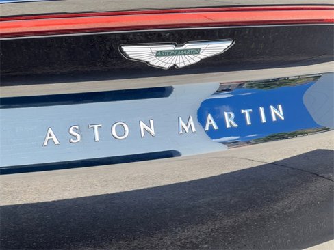 Used 2022 Aston Martin DBX image 20