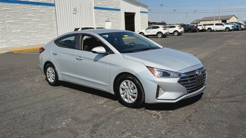 Used 2019 Hyundai Elantra SE w/ Cargo Package image 2