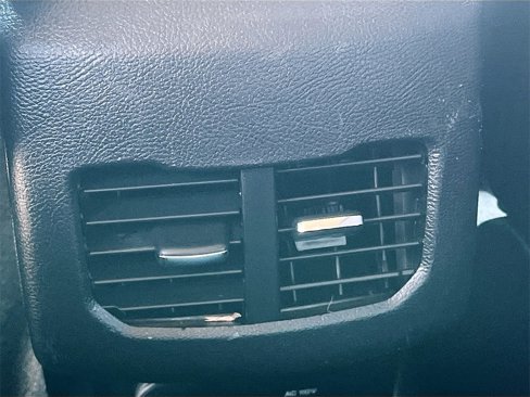 Used 2018 Ford Fusion SE w/ Equipment Group 601A image 25