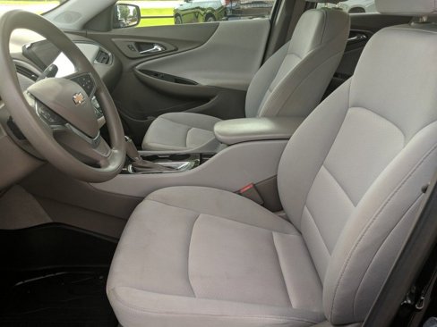 Used 2019 Chevrolet Malibu LS image 17