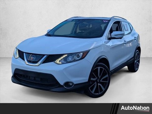 Used 2017 Nissan Rogue Sport SL w/ SL Premium Package image 1