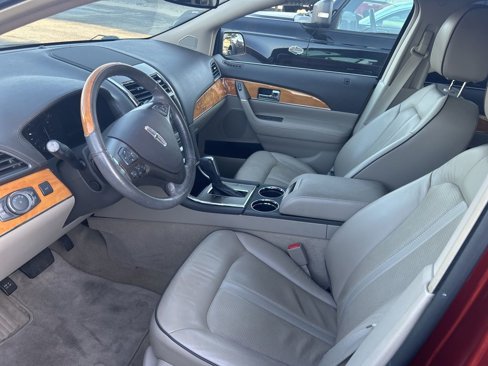 Used 2014 Lincoln MKX AWD w/ Equipment Group 102A image 8