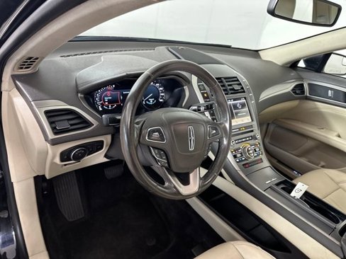 Used 2017 Lincoln MKZ Premiere image 13