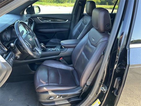 Used 2020 Cadillac XT6 Premium Luxury image 21