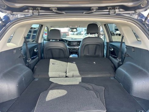 Used 2020 Kia Niro EX image 40