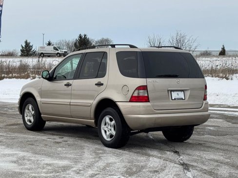 Used 2001 Mercedes-Benz ML 320 4MATIC image 4