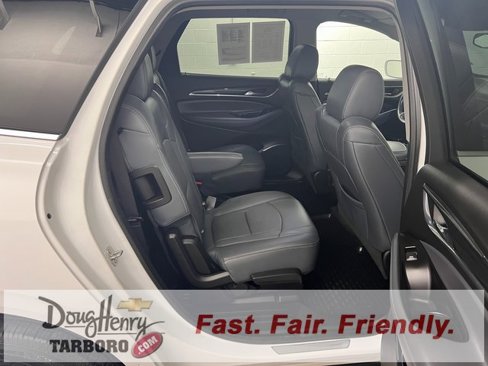 Used 2020 Buick Enclave Essence image 39